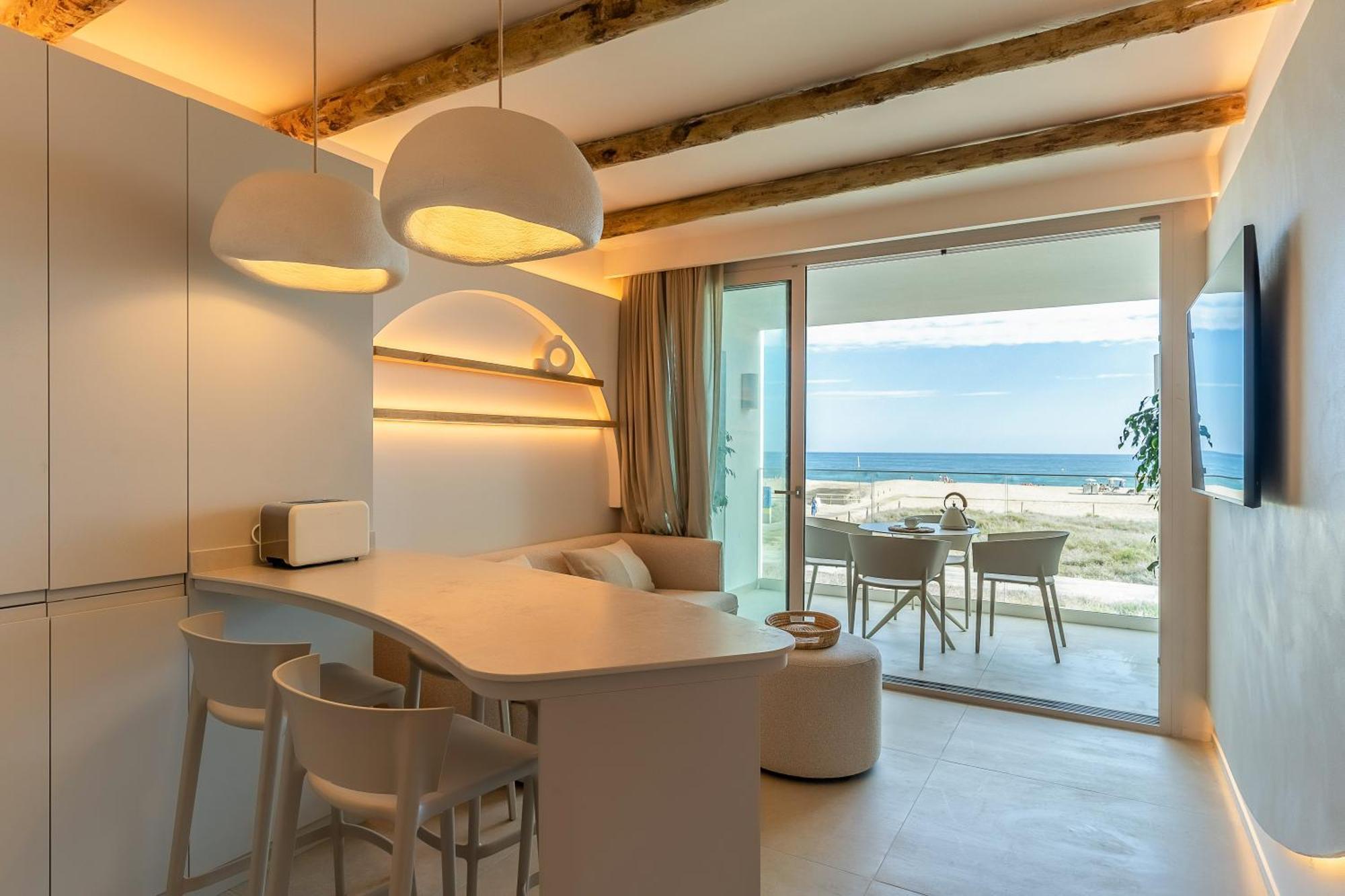 Apartamentos Azul Castelldefels Εξωτερικό φωτογραφία